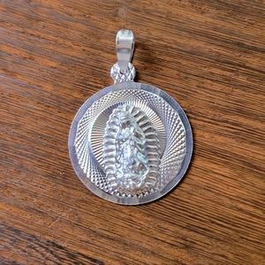925 Sterling silver pendant